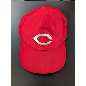 Vintage Red Cincinnati Reds Mesh Trucker Snapback Hat Cap U.I.I. Brand MLB